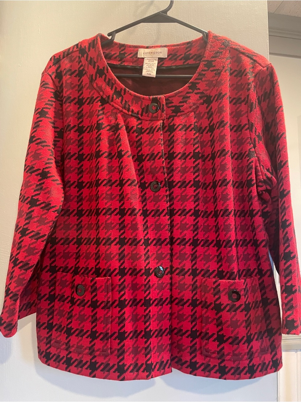 Covington Red and Black Houndstooth Button-Front Blazer  with pockets size XL